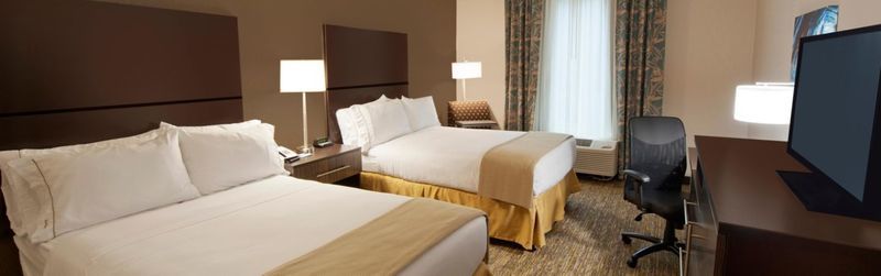 Holiday Inn Express Fredericksburg - Southpoint By Ihg Zewnętrze zdjęcie